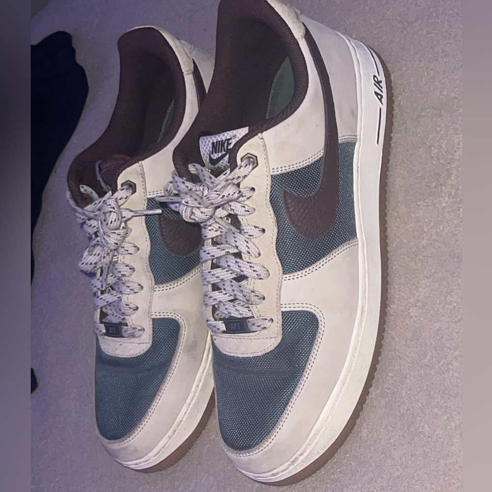 Nike Air Force 1 Sneakers - Cream and Green vintage